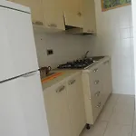 Homely One Bedroom Flat With Side Sea View *