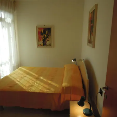 Daire Homely One Bedroom Flat With Side Sea View *